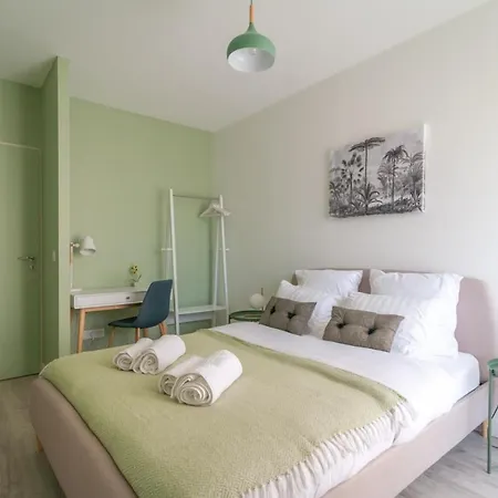 아파트 Mountain 안시